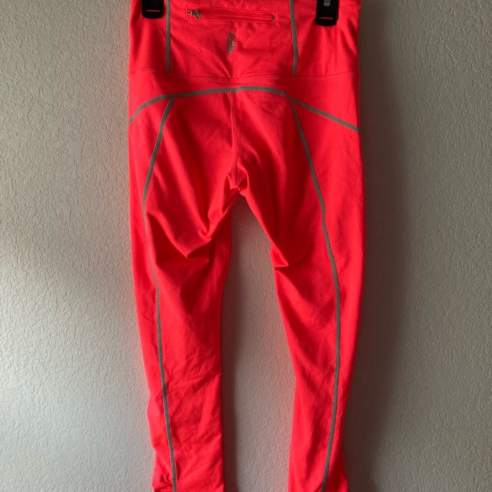 Free People Movement coral hot pink leggings XS - Host Pick. NWOT - Picture 10 of 14